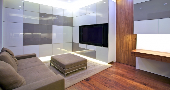 Winner of the CEDIA Best Media Room under £15,000 category in 2010 Winner of the CEDIA Best Media Room under £15,000 category in 2010